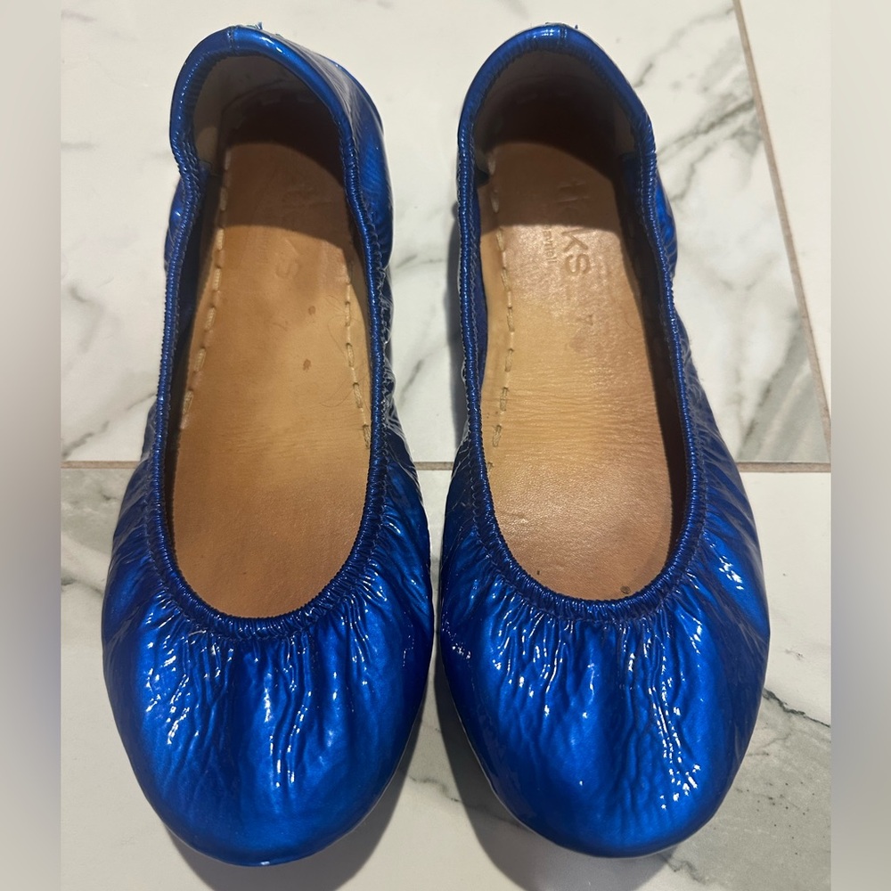 Sapphire Size 7 Tieks